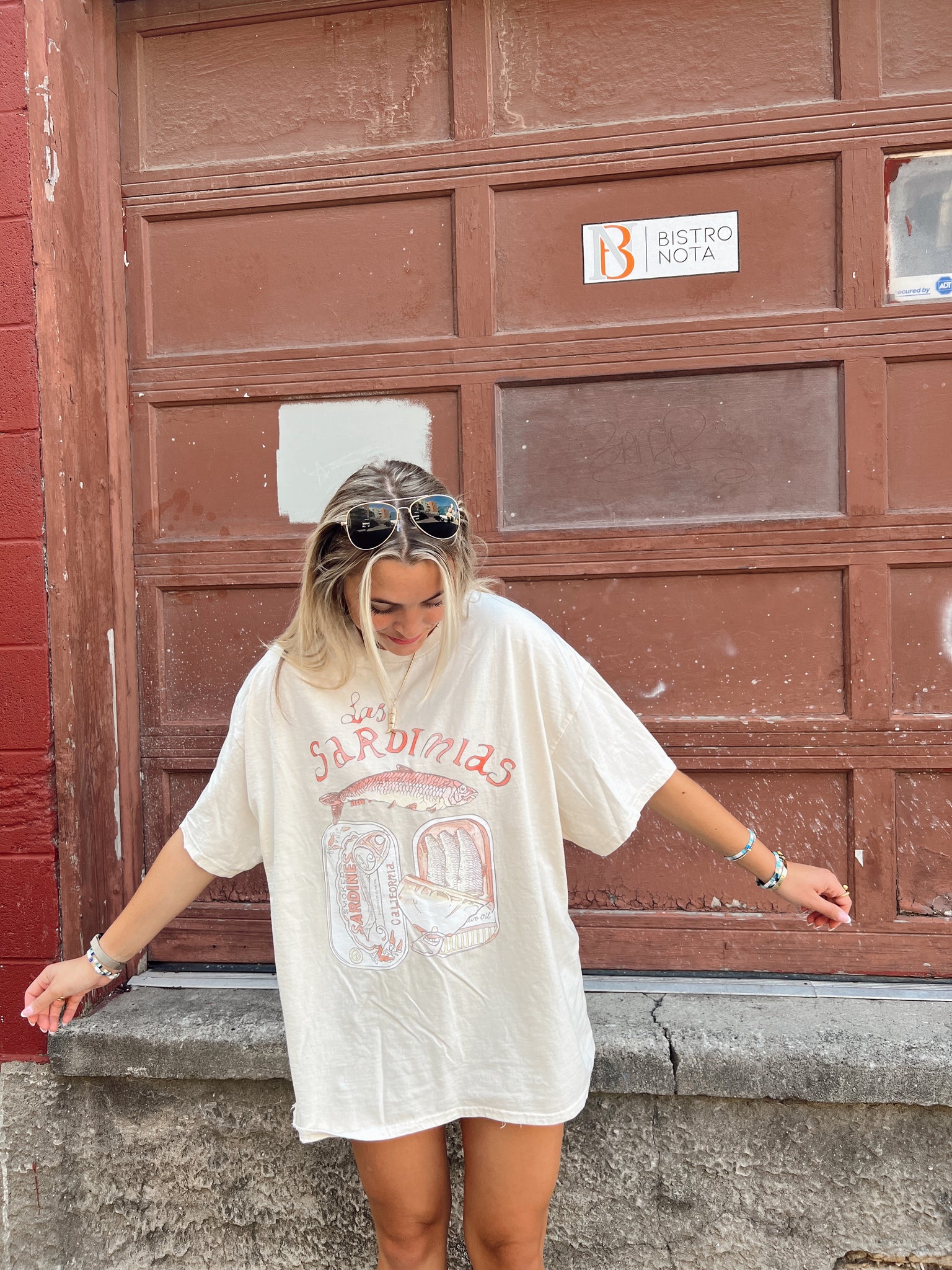 Las Sardinias Off White Graphic Tee