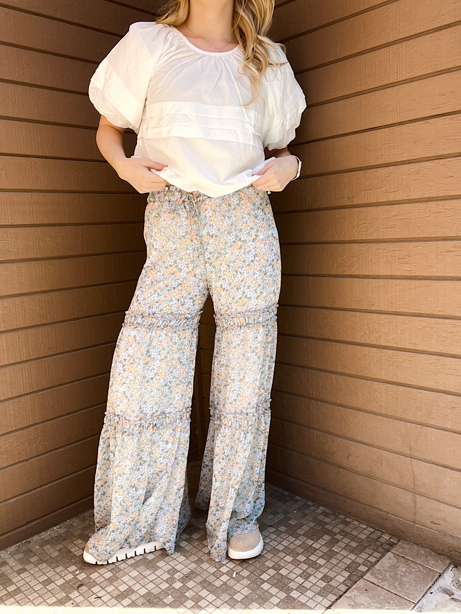 Soft Blooms Wide Leg Pants