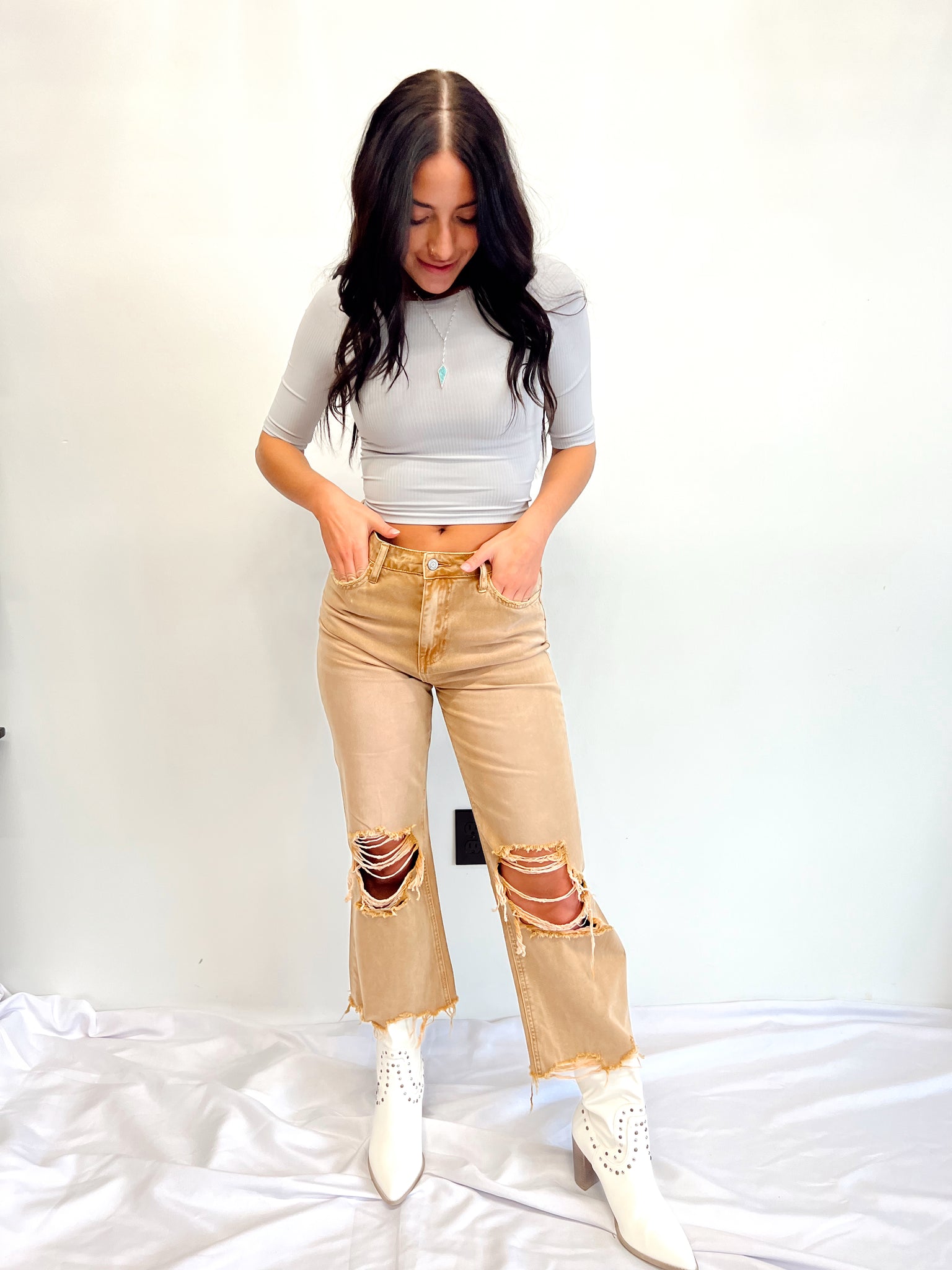 Vervet Camel 90's Vintage Ankle Straight Jeans