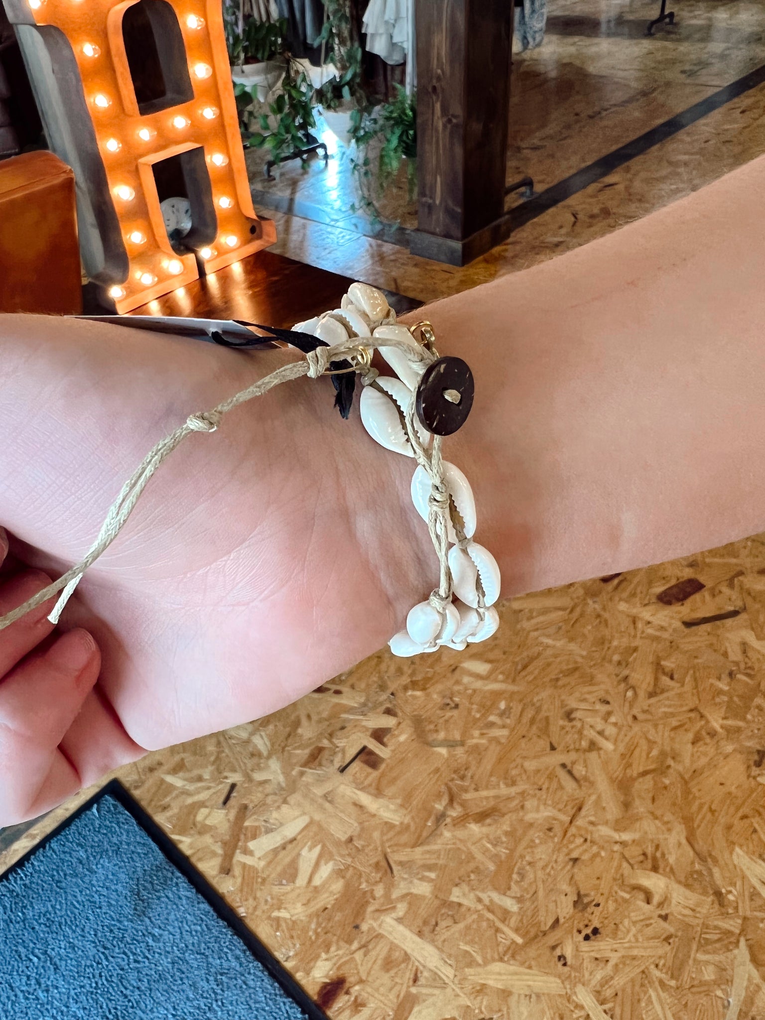 Ivory Sea Shell Double Wrap Bracelet